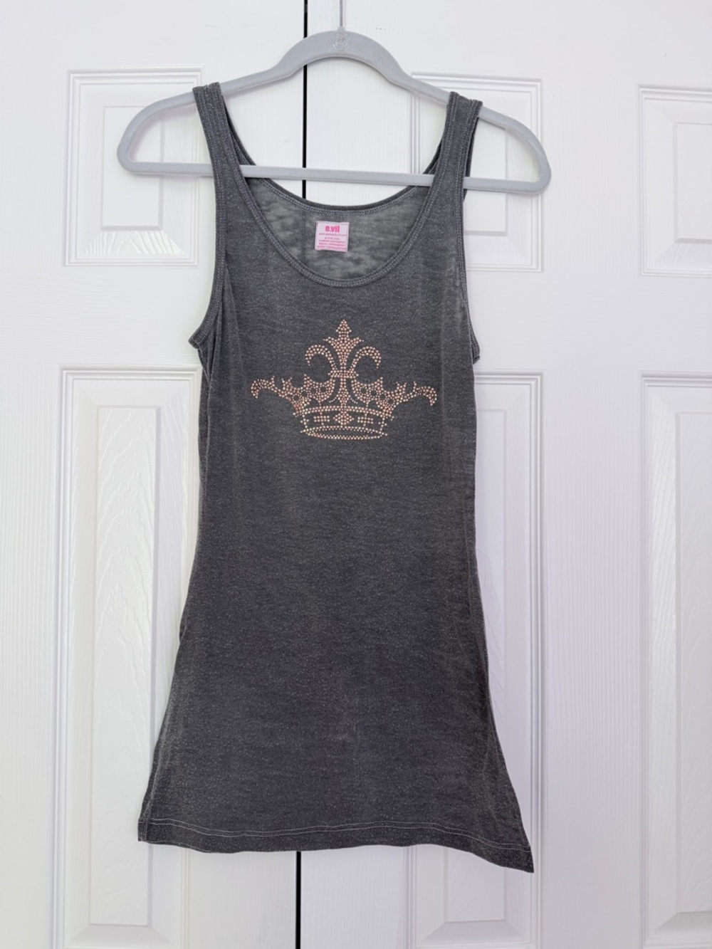 Y2K Gray Rhinestone Crown Tank Top size M